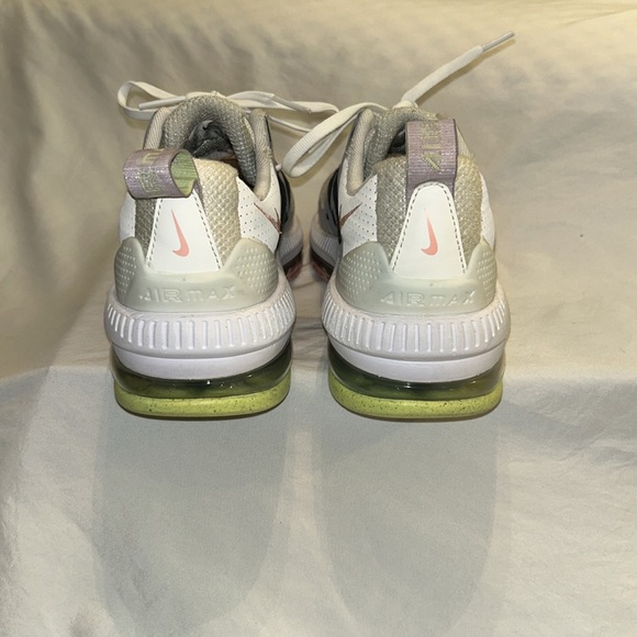 Nike Air Max Genome - Picture 3 of 7